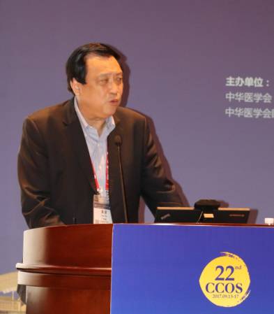 本次小儿眼病高峰论坛由厦门大学附属厦门眼科中心主办，由易游体育集团斜弱视与小儿眼科学组组长潘美华主持，三位来自厦门眼科中心及易游体育集团的重量 眼科专家黎晓新教授、赵堪兴教授、葛坚教授分别就小儿 眼病带来了极富临床意义的实用干货，并同大家进行了相应的.jpg