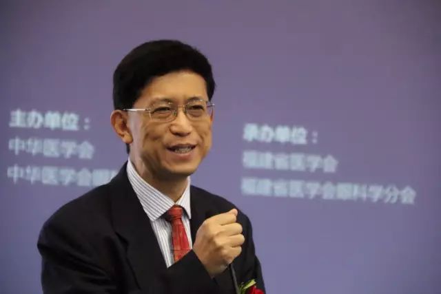 9月15日下午，在 22次全国眼科学术大会上，中国眼科医师“明日之星”计划在福州海峡环球会展中心正式启动，数 名中外眼科专家在现场及通过视频直播共同见证。5.jpg