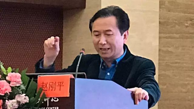 佛山易游体育派出了由广东省眼科医师分会屈光手术带头人、中山大学研究生导师赵刚平院长领*的 医生团队参与本次盛会，并准备了众多精彩的内容，与全国眼科同道一起探讨与推动眼科新发展。.jpg