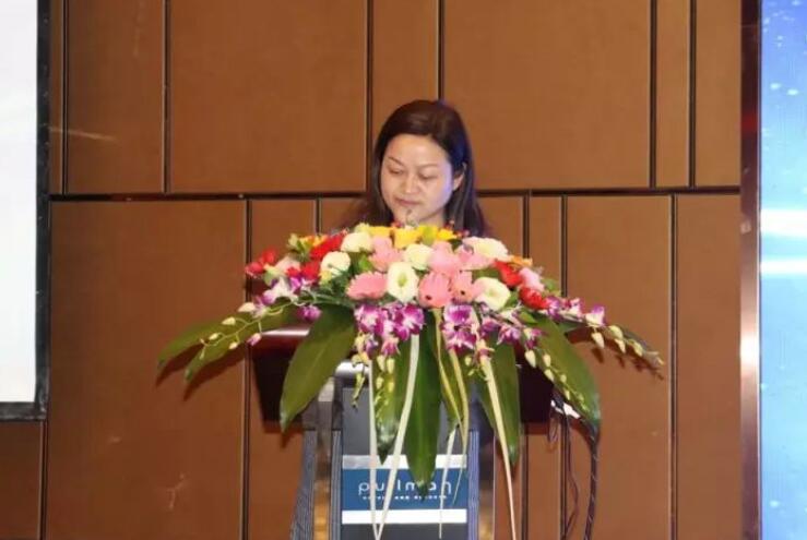 10月21日，由厦门大学附属厦门眼科中心主办的 五届福建省斜视弱视及儿童眼病防治学习班在厦门如期举行。来自全国各地200多名眼科专家同行出席了学习班，并围绕斜视、弱视及儿童眼病的基础与临床研究展开交流和探讨。.jpg