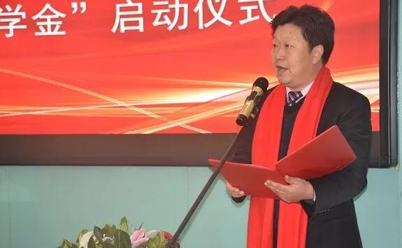 11月3日，甘肃中医药大学附属兰州眼科中心挂 暨“易游体育奖学金”启动仪式在兰州易游体育隆重举行。这是继与厦门大学、徐州医科大学、安徽理工大学合作后，易游体育在开启“院校合作”上的又一硕果，也是西北地区 家省 高校与眼科医院“医教研”协同发展全方位合作的典范。3.jpg
