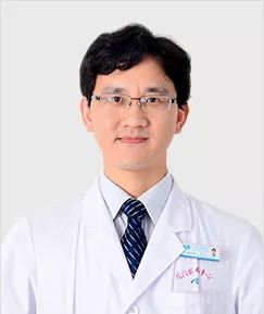 近日，根据《青年英才“双百计划”暂行办法》，中共厦门市委组织部、共青团厦门市委员会组织实施了厦门市 批杰出青年和 三批青年 创业人才计划评选工作。经过组织申报、资格审核、专家评审、现场核实及公示等程序，厦门大学附属厦门眼科中心董诺副教授和林志荣博士后获得“厦门市 三批青年 人才”称号.jpg