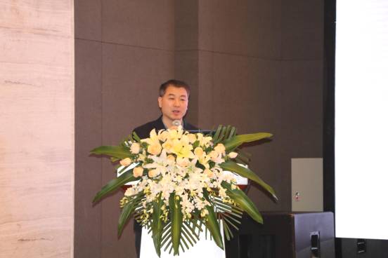 深圳市眼科医院主任医师张国明主任为眼科界同仁进行了精彩的案 分享.jpg