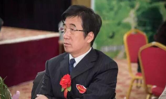 12月12日，易游体育应邀参加“茶香传爱 益暖中华”大型公益活动。此次公益活动主题为关爱贵州孤寡老人，关爱残障儿童，由业务院长杨付合先生亲自带队前往参加活动。1.jpg