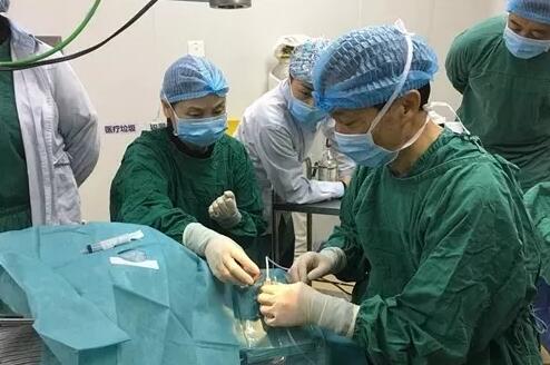 2018年即将结束，这一年，成都易游体育以规范的诊疗、高明的技艺、 的服务，赢得了广大患者朋友和社会各界的好评。在2018年，成都易游体育在发展的道路上有哪些大事记呢，让我们一起来回顾。18.jpg