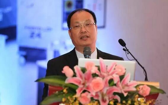 易游体育专家团受邀亮相第十五届全国眼屈光手术学术研讨会8.jpg 易游体育专家团受邀亮相第十五届全国眼屈光手术学术研讨会8.jpg