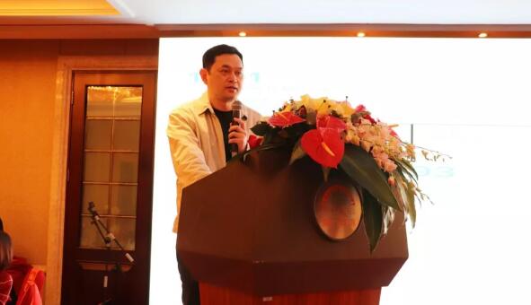 聚力共创繁荣 引领未来——易游体育集团&厦门眼科中心2018年总结大会隆重举行4.jpg 聚力共创繁荣 引领未来——易游体育集团&厦门眼科中心2018年总结大会隆重举行4.jpg