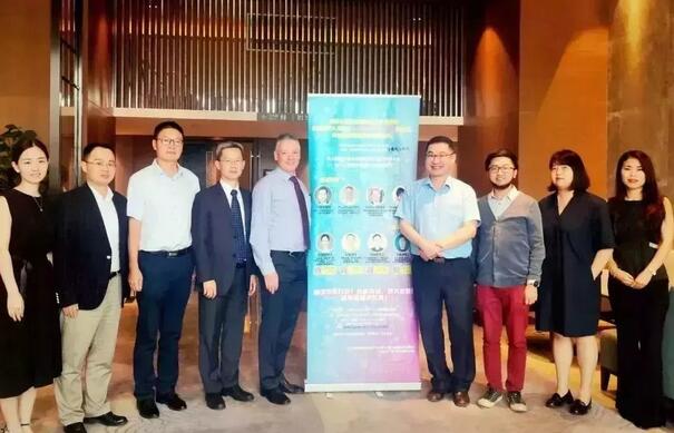 易游体育集团举行“科研课题的申请与设计”专题讲座 联合上海新途社区健康促进社、澳大利亚眼科研究中心共同推出了“中国眼科未来领袖人才”项目1.jpg