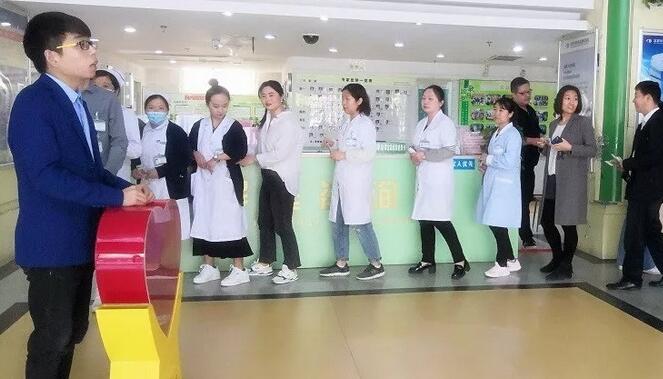 易游体育开展“扶贫助残·爱心传递光明”公益捐助活动2.jpg 易游体育开展“扶贫助残·爱心传递光明”公益捐助活动2.jpg