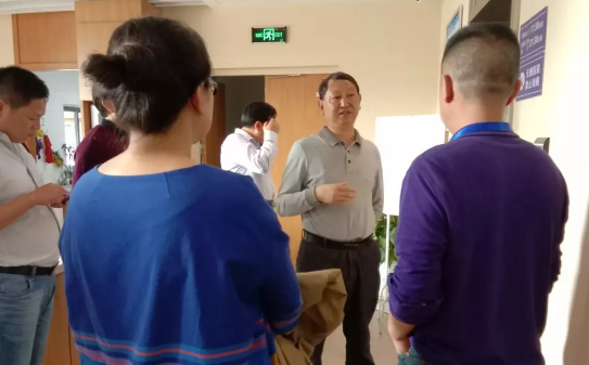 宜昌市政协领*一行莅临宜昌易游体育视察指导工作1.png 宜昌市政协领*一行莅临宜昌易游体育视察指导工作1.png