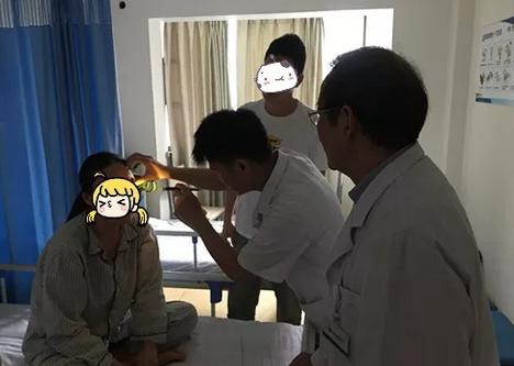 成都易游体育罗清礼院长为四处求医未果的河南眼眶肿瘤患者手术1.png