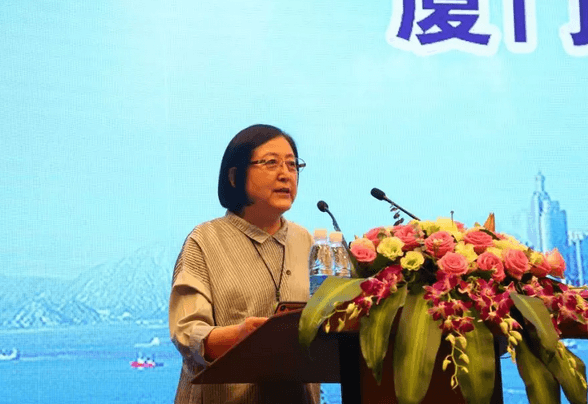 眼科界“ 强大脑”登鹭，掀起“头脑风暴” ——第五届易游体育环球论坛召开3.png