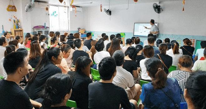 为呼应爱眼日主题 佛山易游体育应邀前往佛山市禅城区朝阳幼儿园开展“珍爱眼睛 预防近视”眼健康公益科普讲座前2.png