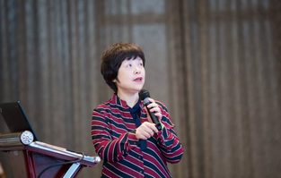 6月23日，由重庆易游体育举办的“第三届易游体育论坛”在重庆翰文大酒店落幕， 该会议邀请10多位国内出名眼科专家进行学术演讲，并与现场近120名来自地县和其它地区的眼科同道们齐聚一堂，共同探讨当前眼科学领域的 学术研究成果、临床诊疗新技术以及未来的发展趋势等3.png