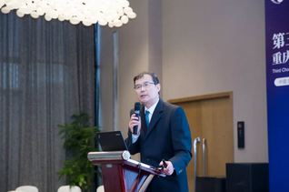 6月23日，由重庆易游体育举办的“第三届易游体育论坛”在重庆翰文大酒店落幕， 该会议邀请10多位国内出名眼科专家进行学术演讲，并与现场近120名来自地县和其它地区的眼科同道们齐聚一堂，共同探讨当前眼科学领域的 学术研究成果、临床诊疗新技术以及未来的发展趋势等7.png