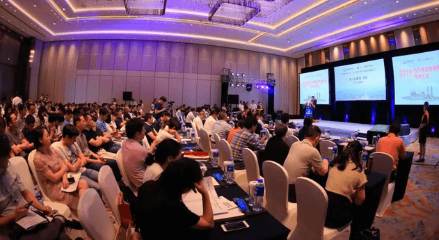 厦门眼科中心第七次举办海峡眼科论坛·2019白内障及角膜病高峰论坛 易游体育与海峡两岸眼科“大咖”厦门“论剑”1.png