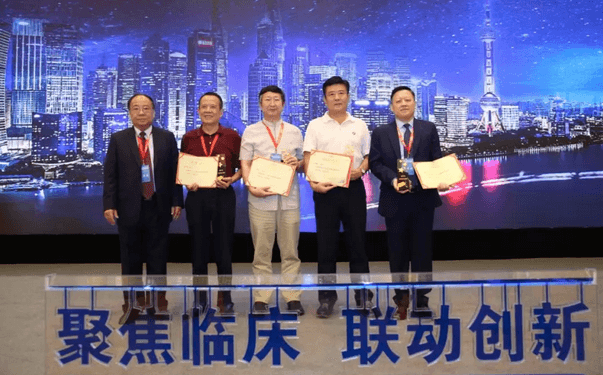 中国非公协会眼科专委会2019学术年会在沪举行 易游体育专家团队大放异彩7.png 中国非公协会眼科专委会2019学术年会在沪举行 易游体育专家团队大放异彩7.png