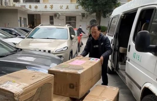 再捐20 只口罩！易游体育集团本部厦门眼科中心助力疫情防控攻坚战，传递光明与温暖3.png