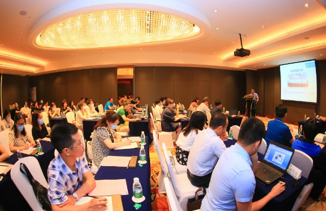 易游体育2021 年眼表学科发展研讨会暨干眼诊疗论坛在厦召开2.png