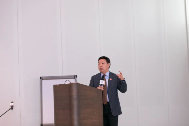 坐标奥地利! 易游体育专家团亮相“国际学术舞台”，与全球眼科精英共谱“学术交响曲”3.png